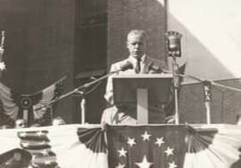 homepage capturing historic moments 3 1